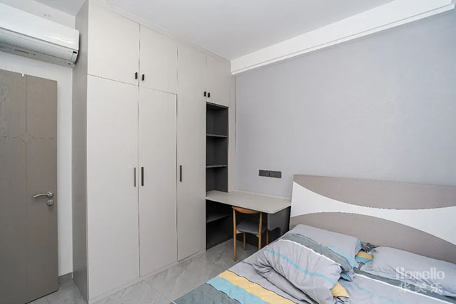 142㎡四居，客廳中打造休閑吧臺，這種戶型設計實用又舒適